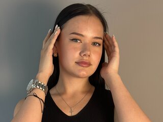 RowenaBrow jasminlive