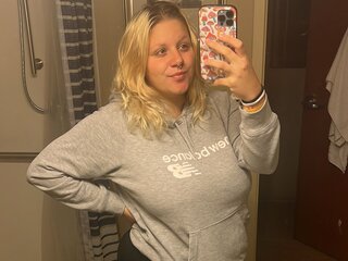 BraelynnLuv livejasmin